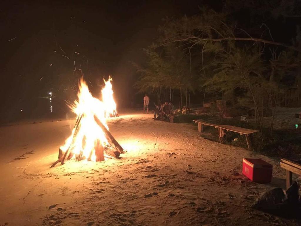 Отель Romdoul Koh Rong Сиануквиль Экстерьер фото
