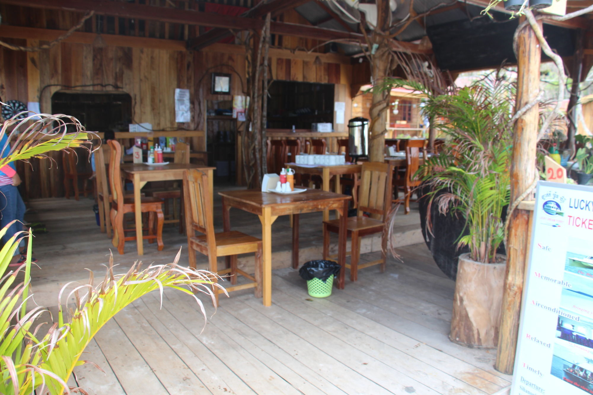 Отель Romdoul Koh Rong Сиануквиль Экстерьер фото