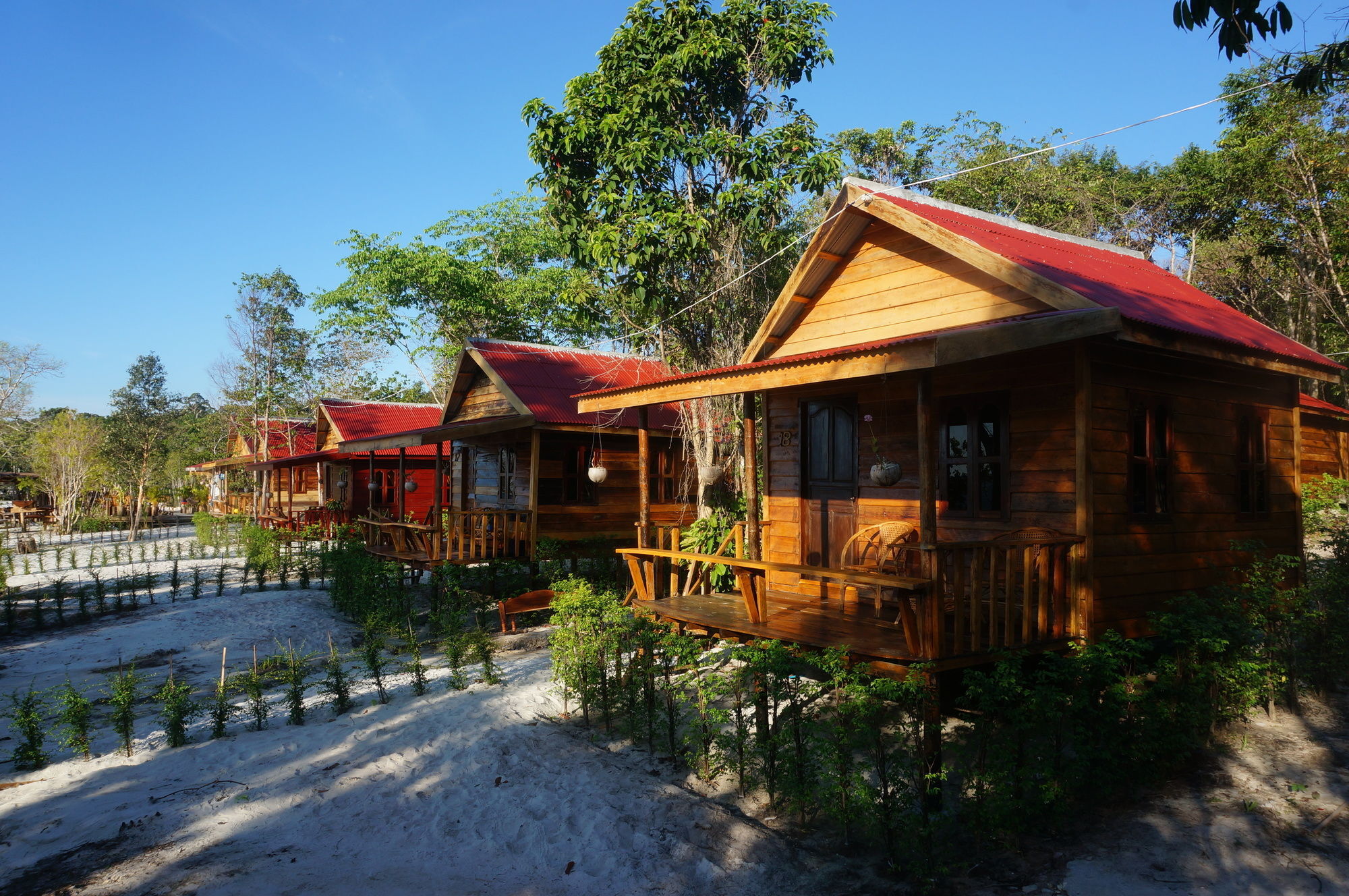 Отель Romdoul Koh Rong Сиануквиль Экстерьер фото